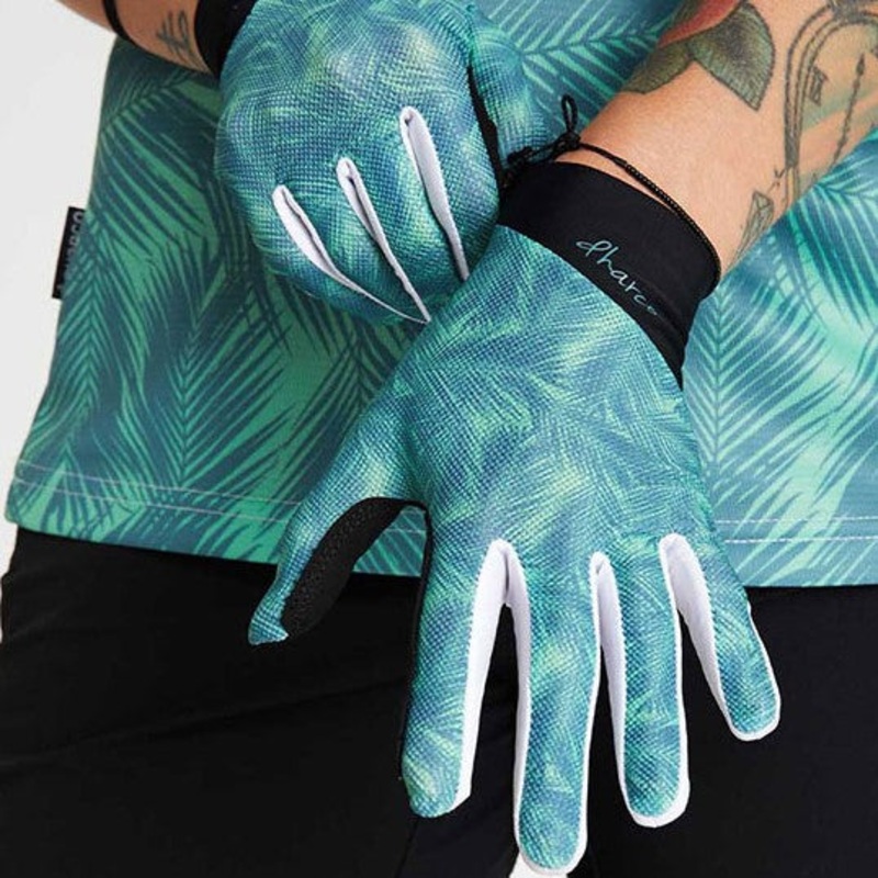 Capped Out Skulls Skulls Skulls Top Cap - Gold - Flat