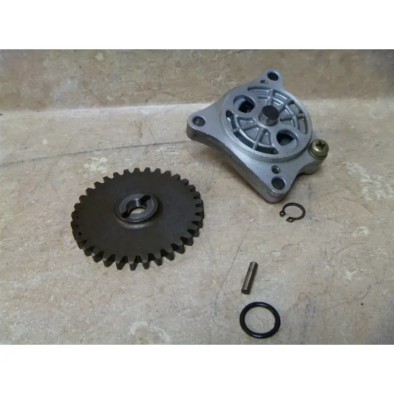 Suzuki 850 GS GS850-G Used Engine Oil Pump 1979 Vintage #SM111