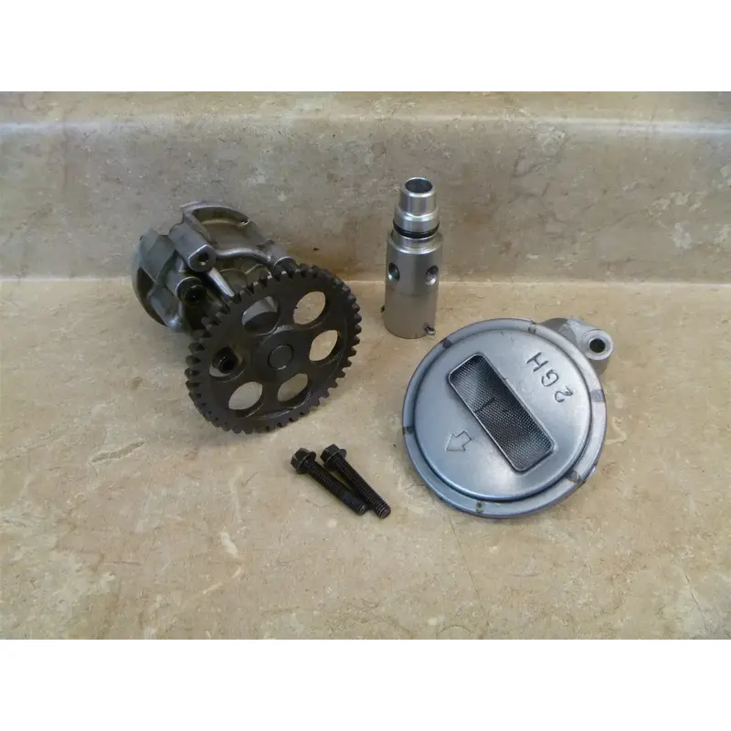 Yamaha 1000 FZR FZR1000-U Used Engine Oil Pump 1988 #SM91
