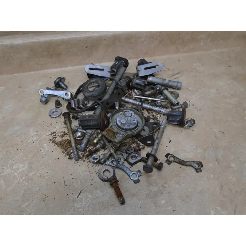 Yamaha 650 XJ MAXIM XJ650 Used Misc Frame Bolts Hardware 1982 YB142