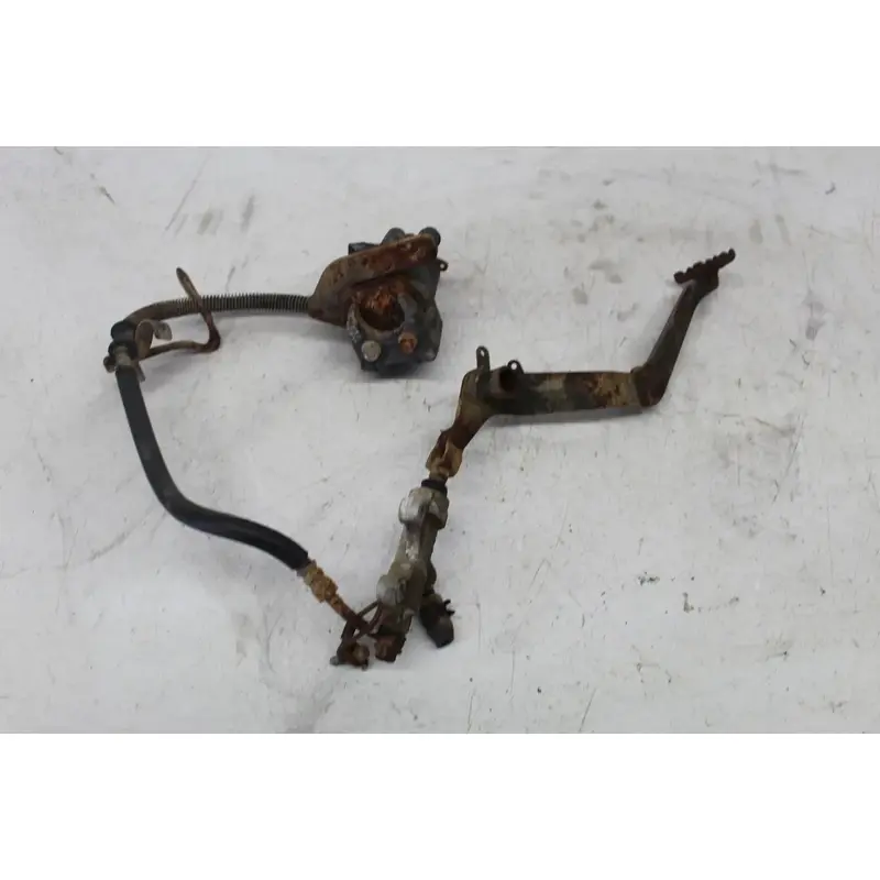 01-05 YAMAHA RAPTOR 660 REAR BACK BRAKE CALIPER BRAKE PEDAL MASTER CYLINDER