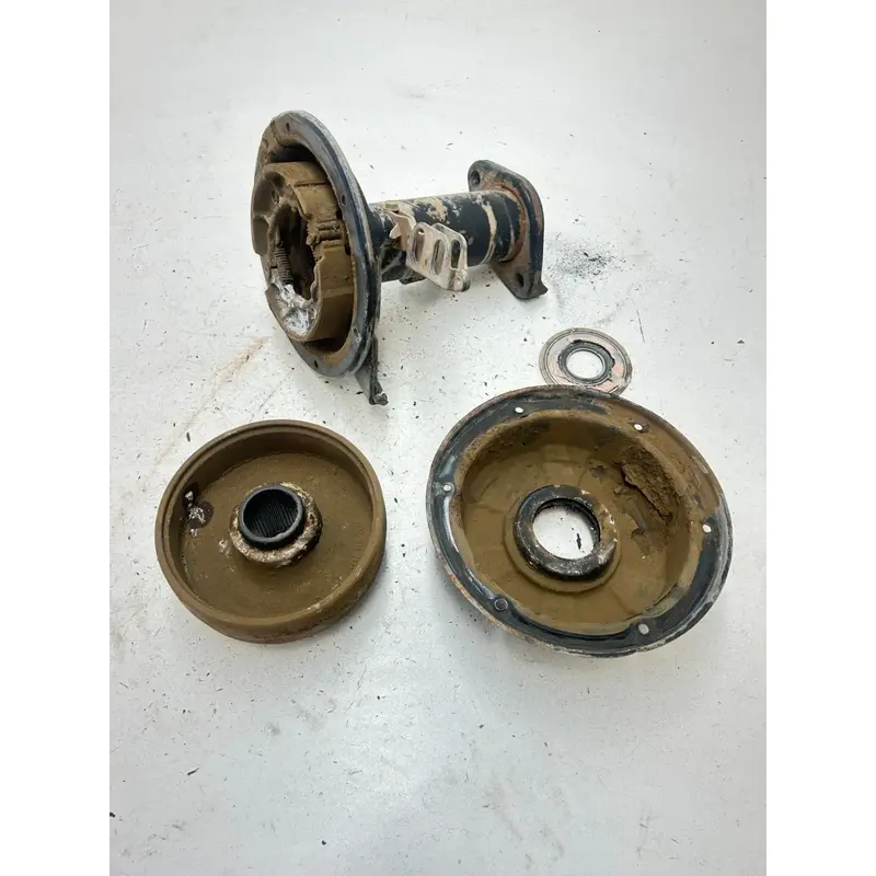 86 1986 Honda Fourtrax TRX200SX Trx 200 Sx OEM Rear Axle Carrier Brake Drum Cove