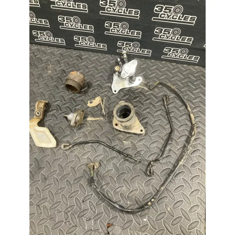 2005 HONDA 400ex TRX 400 EX intake rear caliper misc parts axle nut