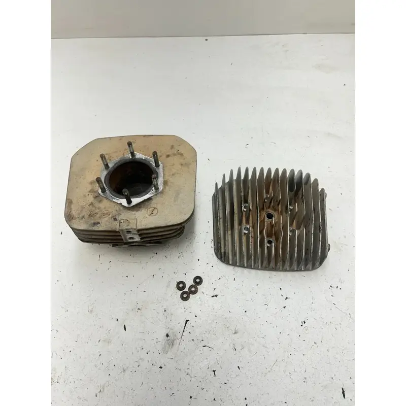 03 2003 Polaris Trailblazer 250 2x4 OEM Cyl Cylinder Head Jug Sleeve Cap Dome