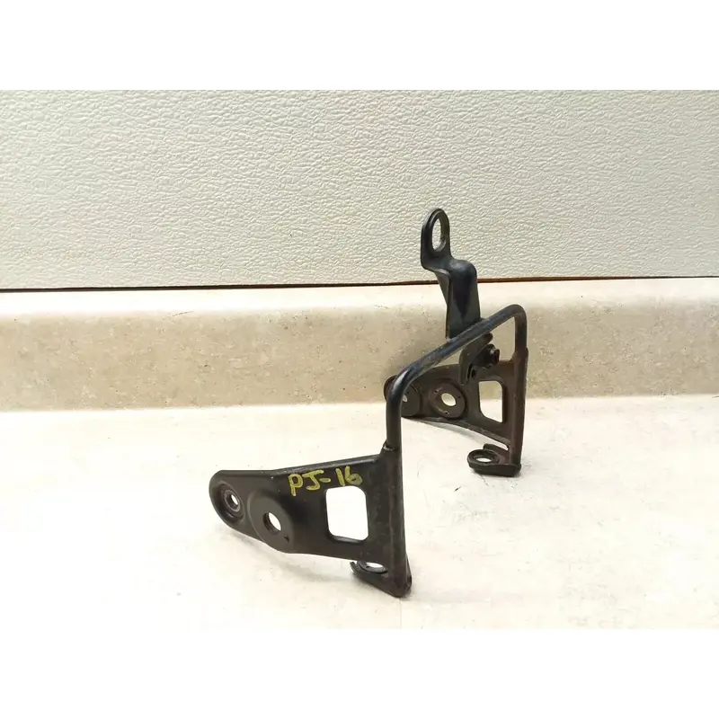 VTG 1982 Yamaha XT550 XT 550 Headlight Stay Bracket Mount PJ-16