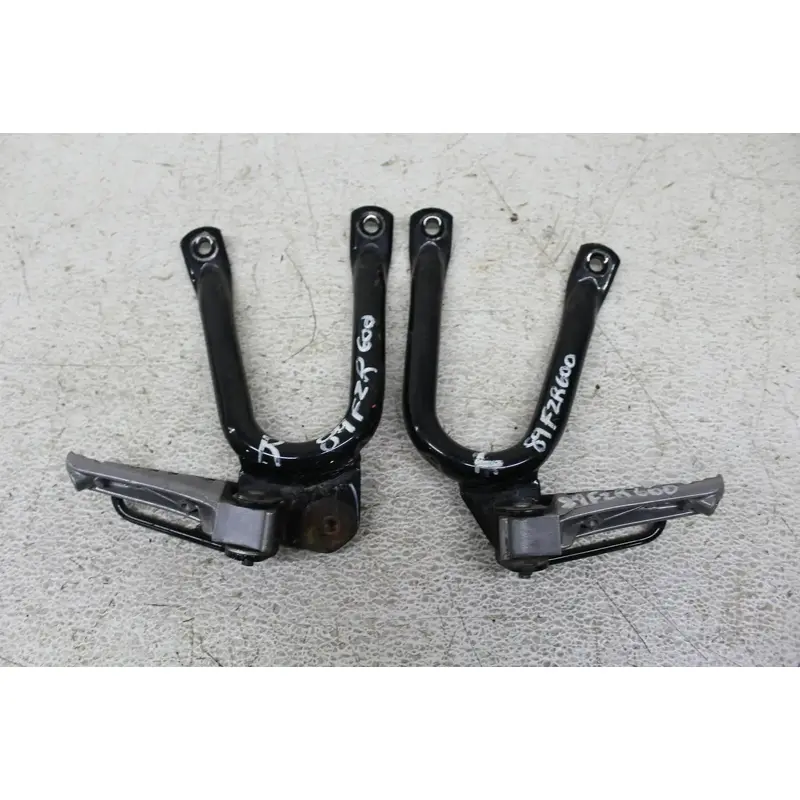 1989 YAMAHA FZR600 REAR BACK PASSENGER PEG SET PAIR