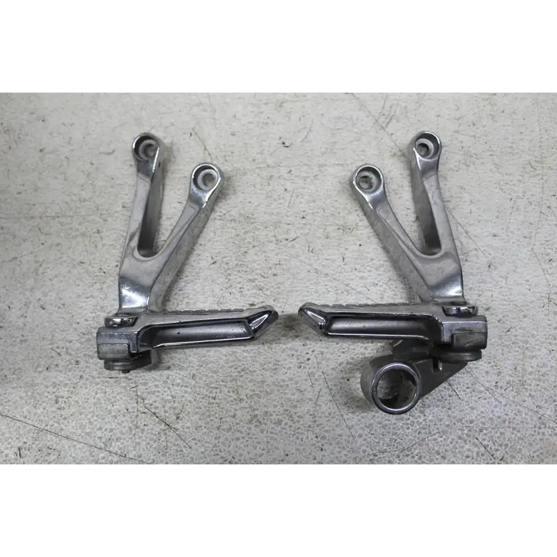 98-99 KAWASAKI ZX900C REAR BACK PASSENGER PEG SET PAIR