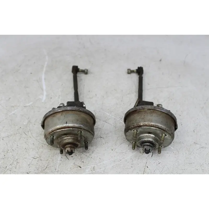 1988 YAMAHA MOTO 4 YFM80 FRONT STEERING KNUCKLES SET PAIR W/ HUBS & TIE RODS