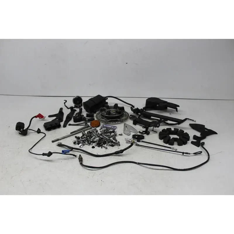 21 KAWASAKI NINJA 400 EX400 ABS PARTS AND HARDWARE NUTS BOLTS