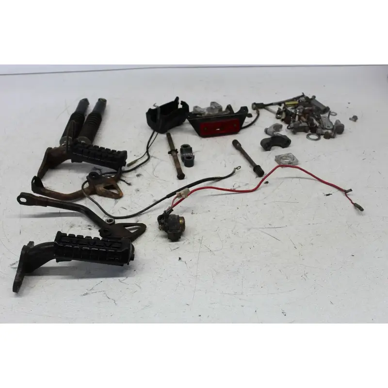 90 YAMAHA CHAMP MOTO 4 80 PARTS AND HARDWARE NUTS BOLTS