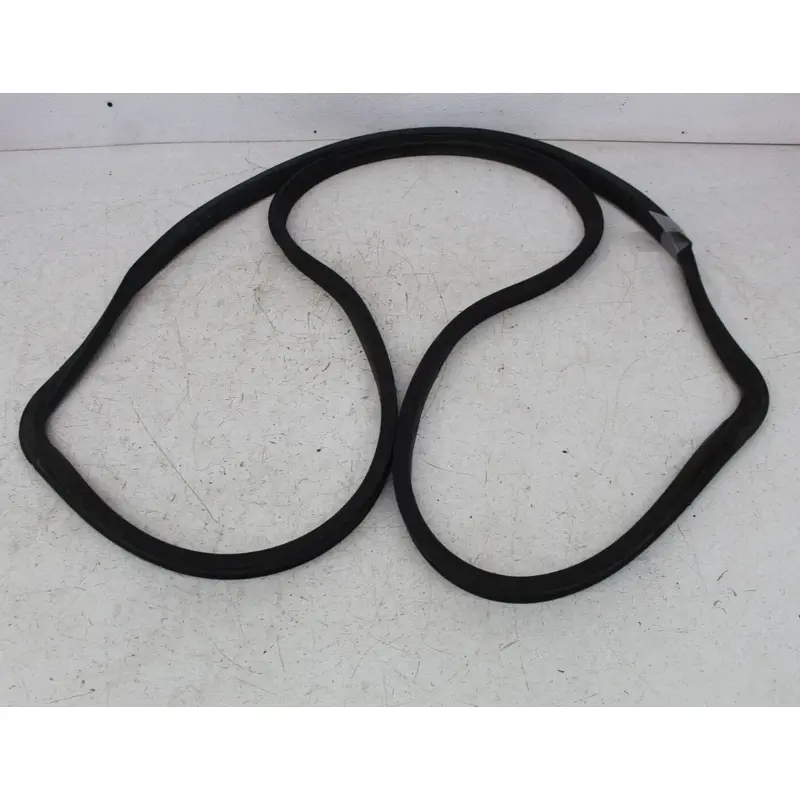 97-04 CHEVROLET CORVETTE C5 HATCH WEATHER STRIP STRIPPING SEAL