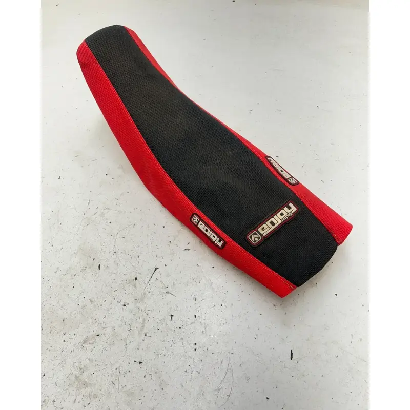 04 2004 Honda Crf 70 f CRF70F OEM Seat Foam Cover Saddle Pan Mount
