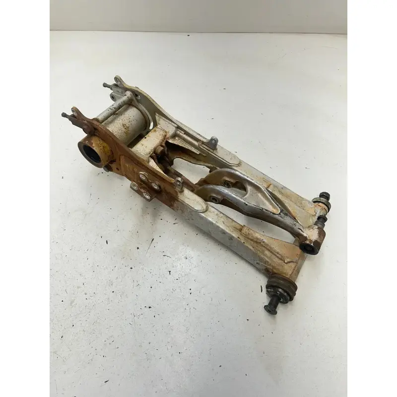 99 1999 Yamaha Warrior 350 YFM350x OEM Swing Arm Swingarm Suspension Dog Bone