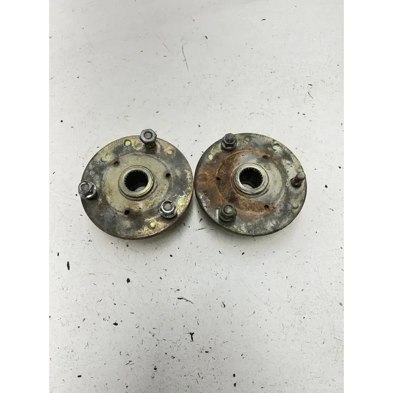 83 1983 Yamaha Tri Moto 175 YT175K OEM Rear Back Wheel Hub Lugs Hubs Lug