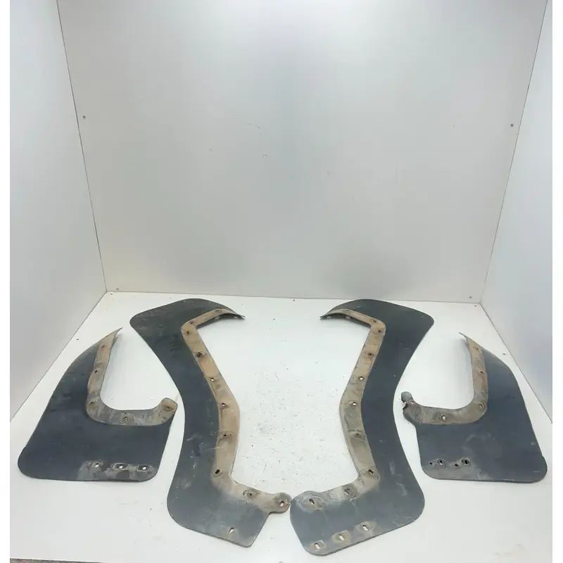 94 1994 Polaris Trail Boss 400 4X4 OEM Mud Guard Fender Flare R L Splash