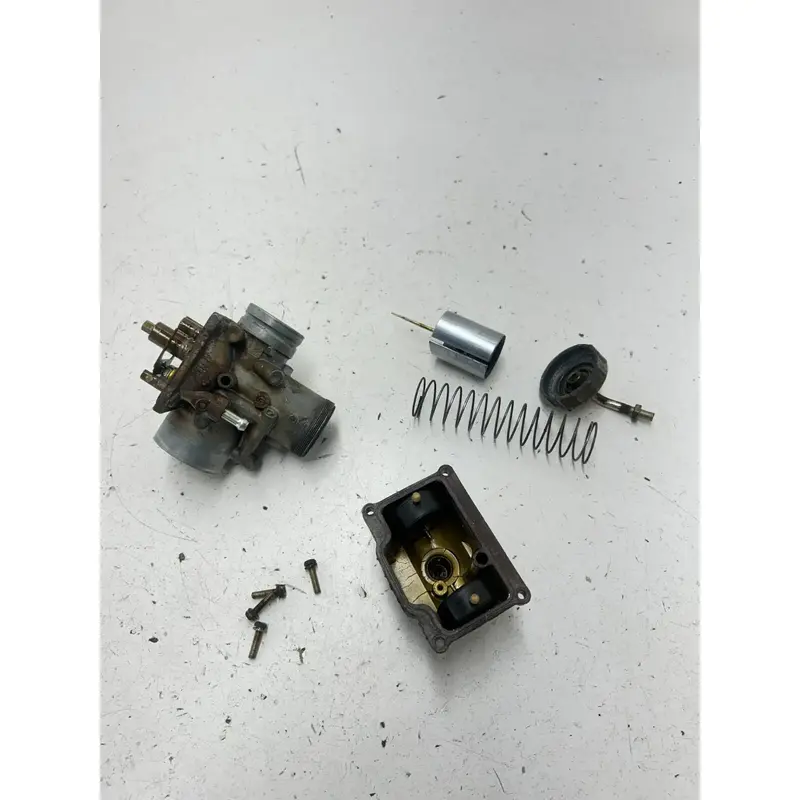 88 1988 Polaris Trail Boss 250 4x4 OEM Carb Carburetor Body Bowl Jet Float Slide