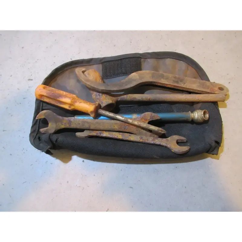 Polaris Magnum 325 4X4 Tool Kit 2000 #2