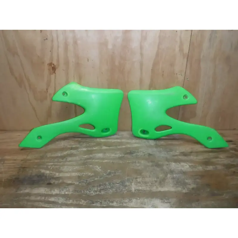 2000 KX250 Left Right Tank Shroud Plastics KX 125 250 1999 2001 2002 GAS Tank