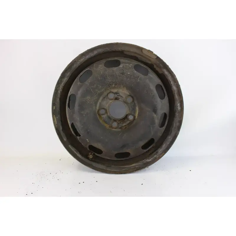 2004 VolksWagen Jetta Front Rim 15x6 c7248
