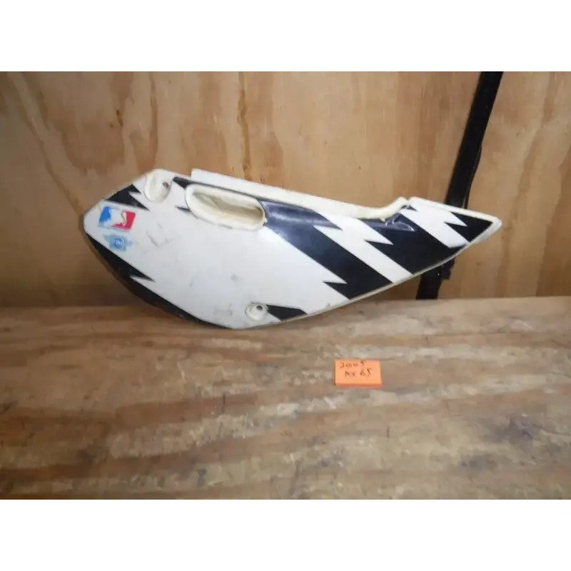 2006 KX65 (M18) Right Rear Number Plate Black Body Plastic