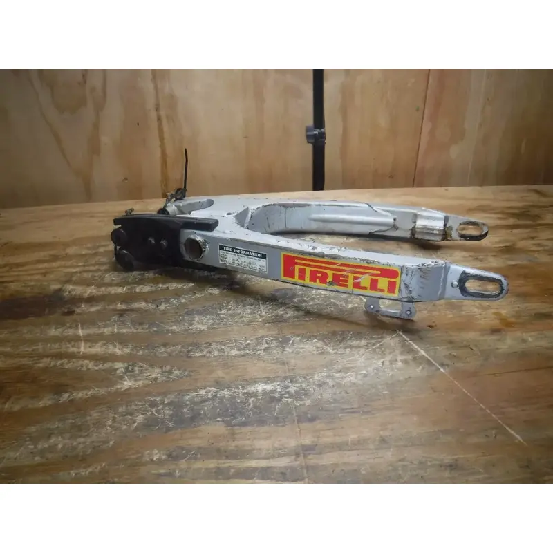 2005 TTR230 (A) Yamaha Swing Arm Swingarm Suspension Rear Arm