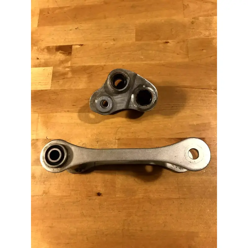 OEM Yamaha 09-24 YFZ450R YFZ450X Rear Shock Linkage Triangle Knuckle W/ Bearings