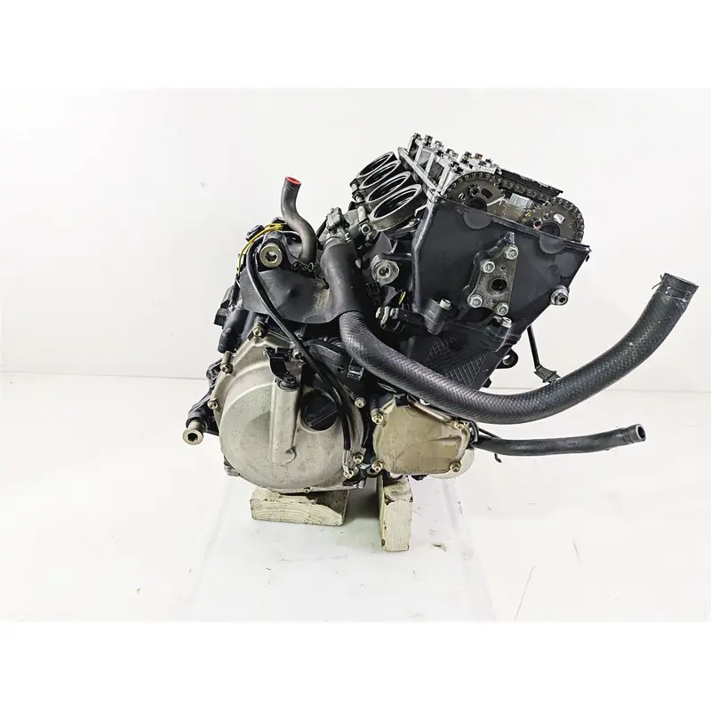 2005 Kawasaki ZX1000 ZX10R Ninja Engine Motor Crankcase - Read 14001-0058