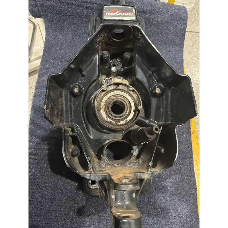 42260A6 42259 Mercruiser 1983-1990 Gimbal Housing Alpha