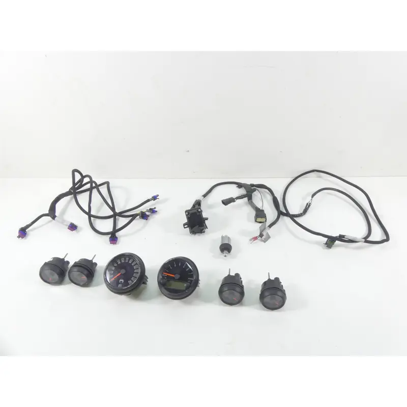 2004 Harley FLHTC SE CVO Electra Glide Medallion Speedometer Gauges 47K Set 8630