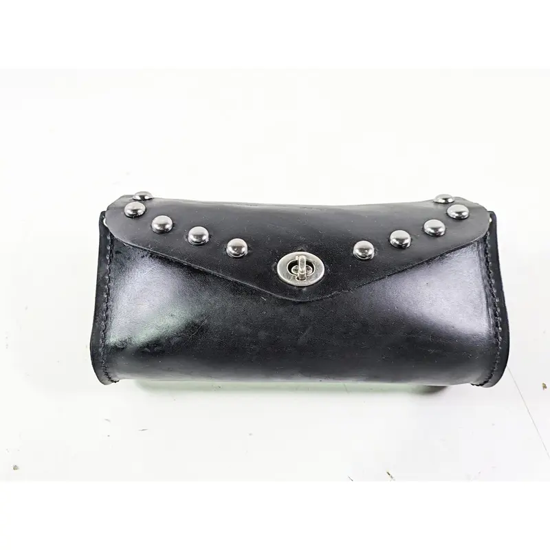 2004 Harley Softail FLSTF Fat Boy Windshield Leather Bag
