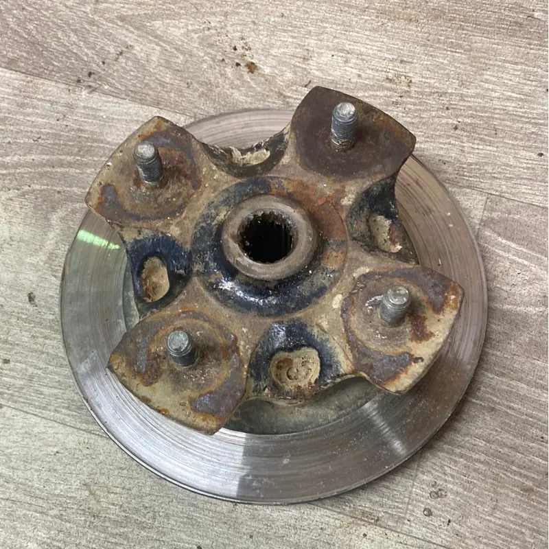 Suzuki LTA400 king quad front hub