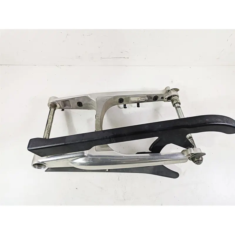 2013 Harley VRSCF Muscle Rod Swingarm Swing Arm & Guards 48606-07A 48604-07A