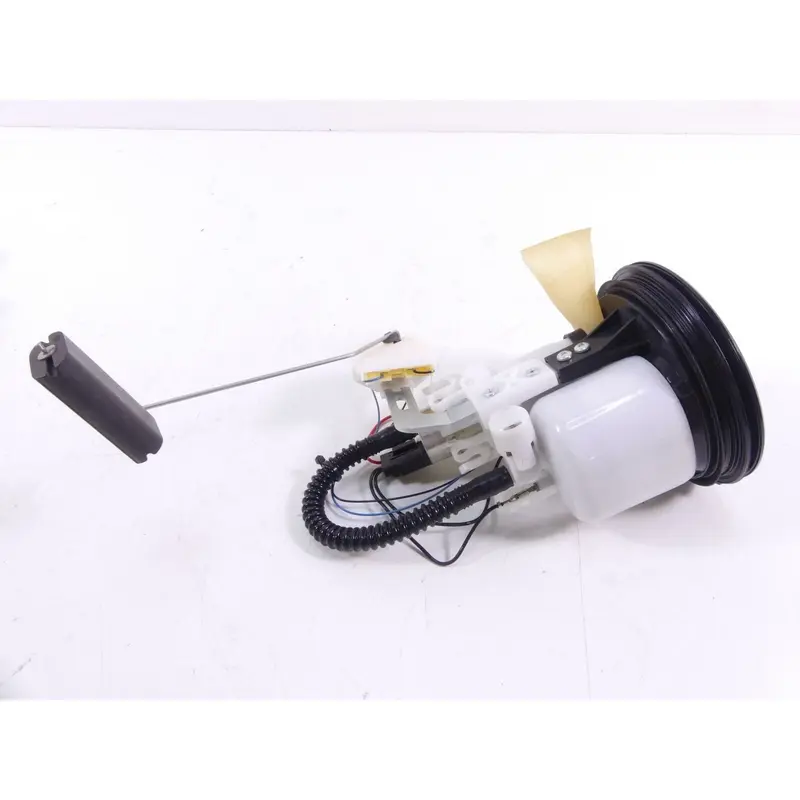 2020 BMW F900 R F900R K83 Fuel Gas PEtrol Pump 640miles 9829183